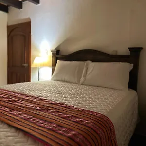 Casa Dos Tierras Antigua